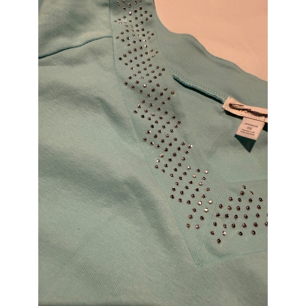 Westport 1962 Women 1X Light Blue Good Rhinestone V-Neck Short Sleeve Top - Picture 6 of 6